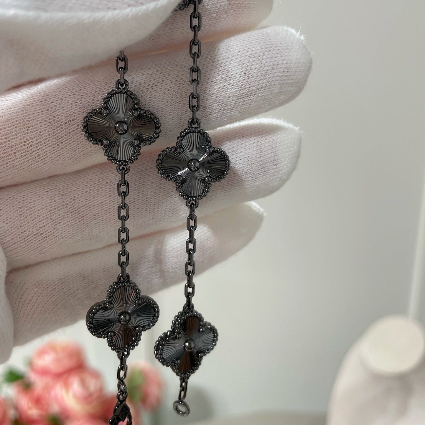 [Kincade Jewelrys]CLOVER 5 MOTIF BLACK BRACELET