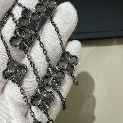 [Kincade Jewelrys]CLOVER 5 MOTIF BLACK BRACELET