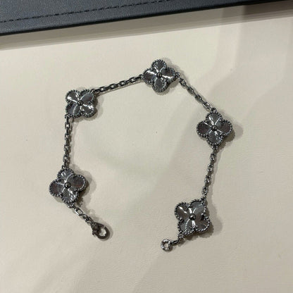 [Kincade Jewelrys]CLOVER 5 MOTIF BLACK BRACELET