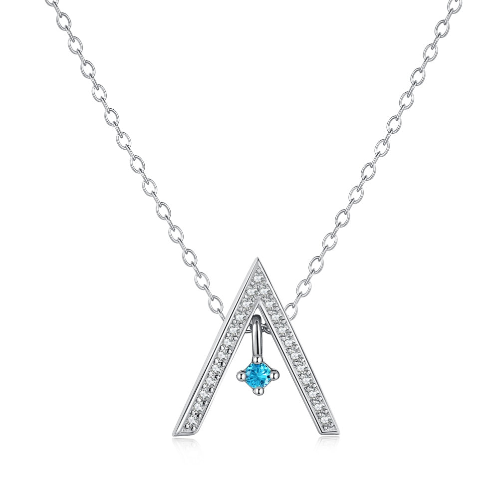 [Kincade Jewelrys] Collier scintillant en forme de « A »