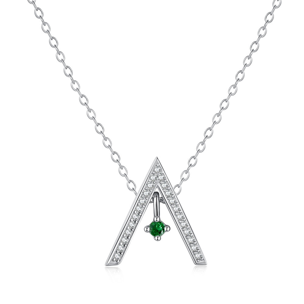 [Kincade Jewelrys] Collier scintillant en forme de « A »