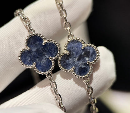 [Kincade Jewelrys] COLLIER À PIERRES BIDE À 10 MOTIFS DE TRÈFLE