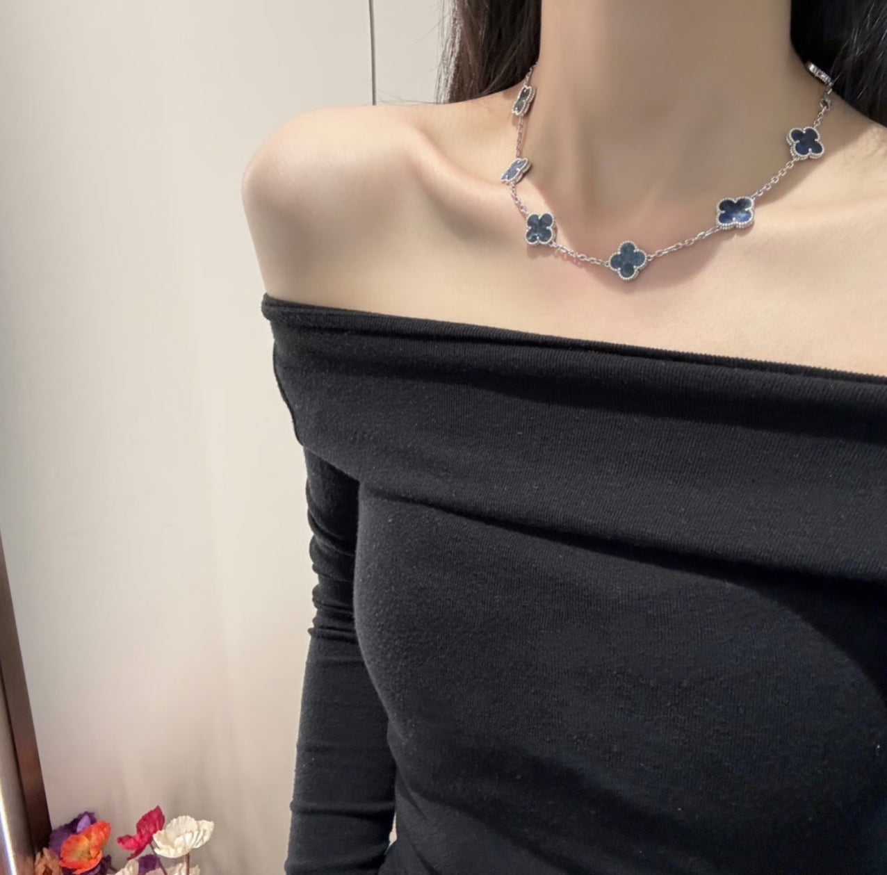 [Kincade Jewelrys] COLLIER À PIERRES BIDE À 10 MOTIFS DE TRÈFLE