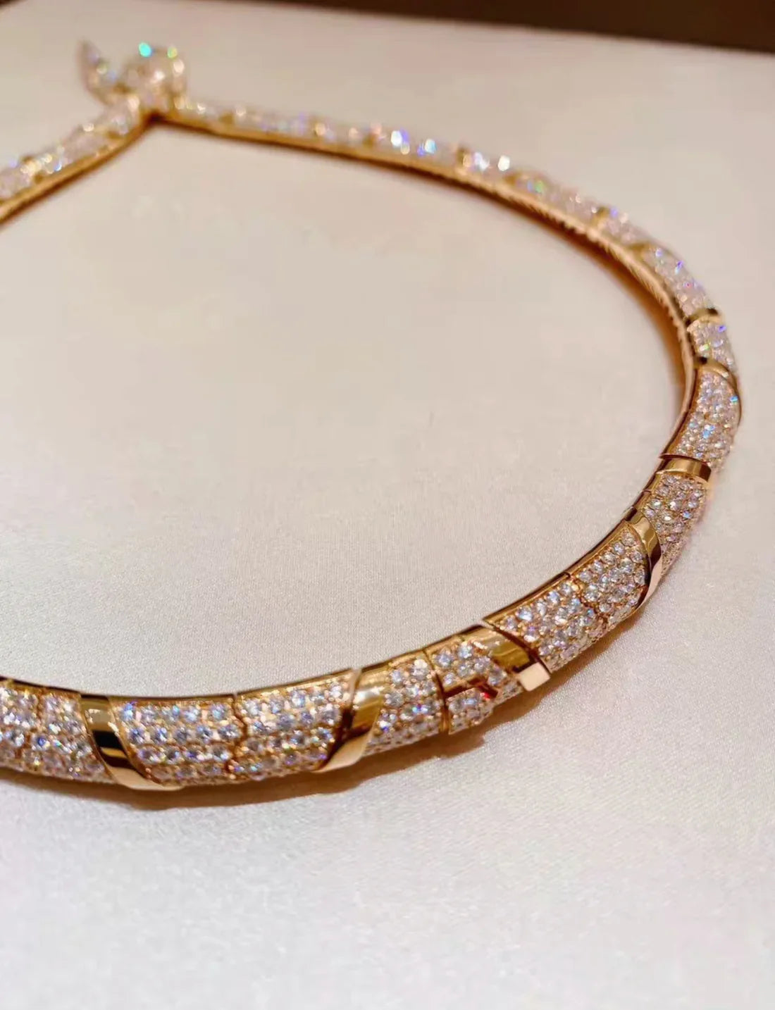 [Kincade Jewelry] COLLIER SERPENTI EN OR HAUTE COUTURE 