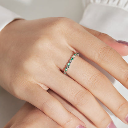 [Kincade Jewelrys] Bague ronde scintillante et vibrante pour un usage quotidien