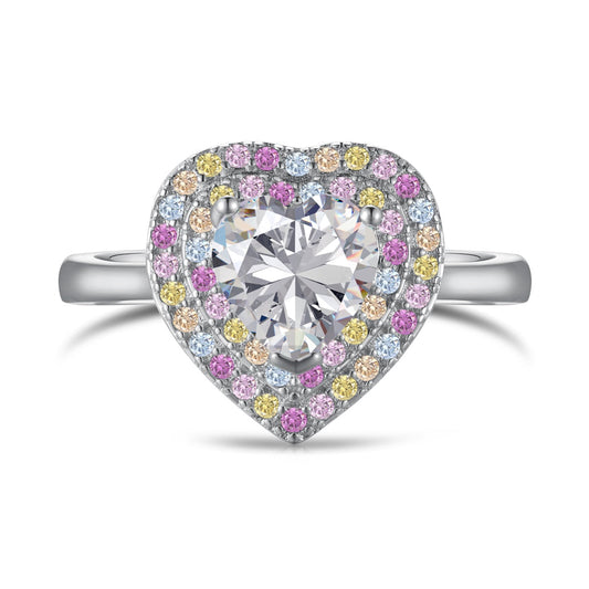 [Joyas Kincade] Anillo de bodas con delicado y exuberante corazón