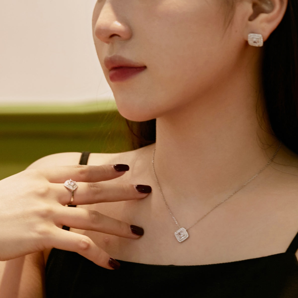 [Kincade Jewelrys] Collier scintillant en taille Asscher
