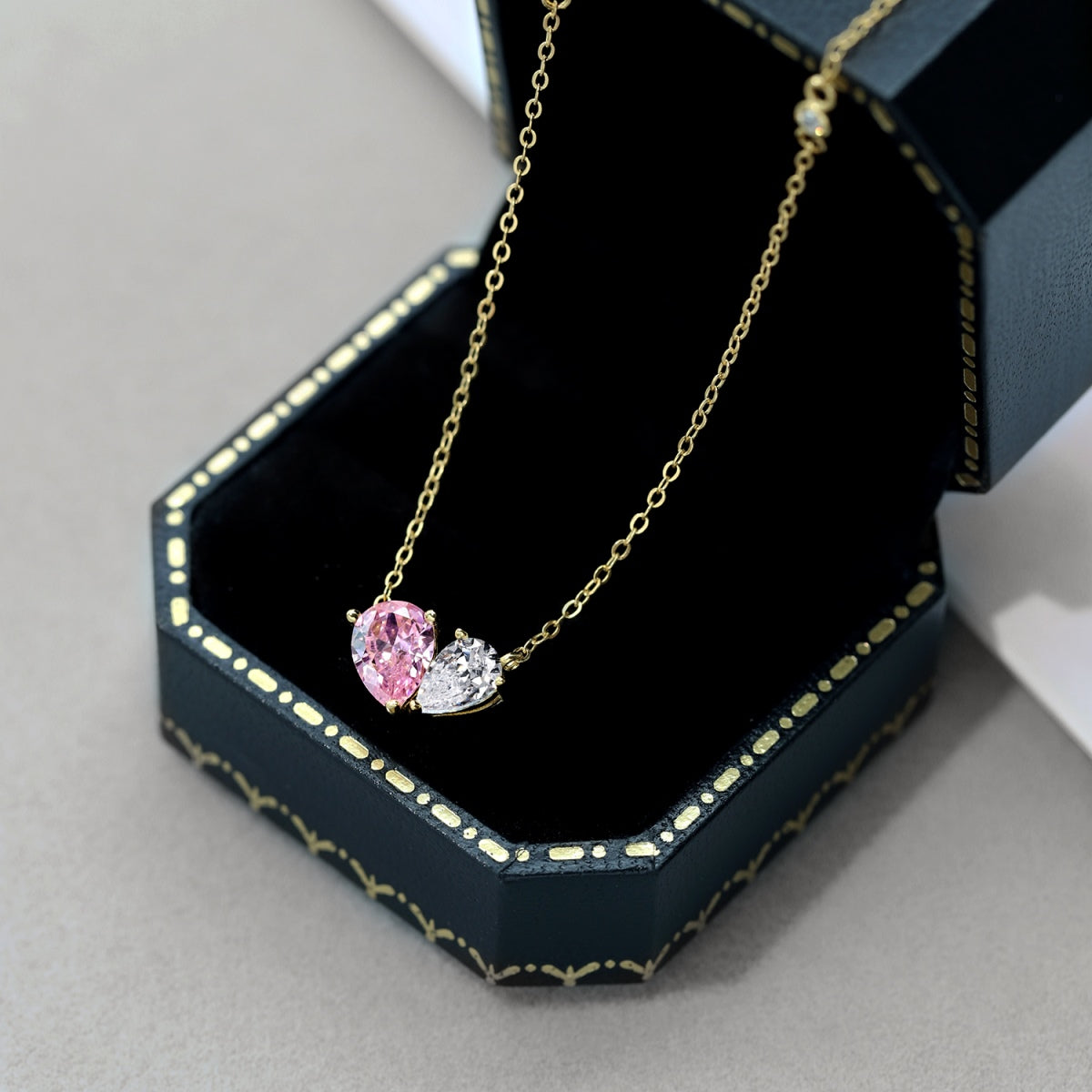 [Kincade Jewelrys] Collier unique en forme de cœur