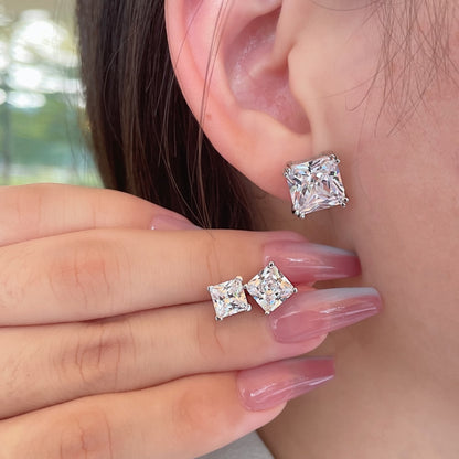 [Kincade Jewelrys] Boucles d'oreilles délicates de forme carrée