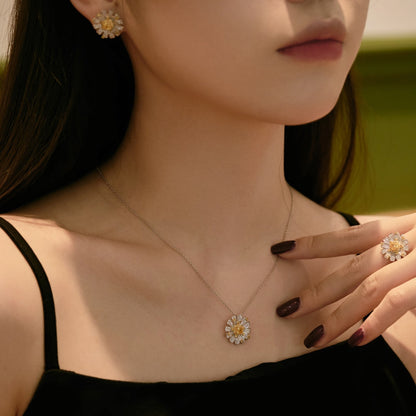 [Kincade Jewelrys] Collier marguerite exquis