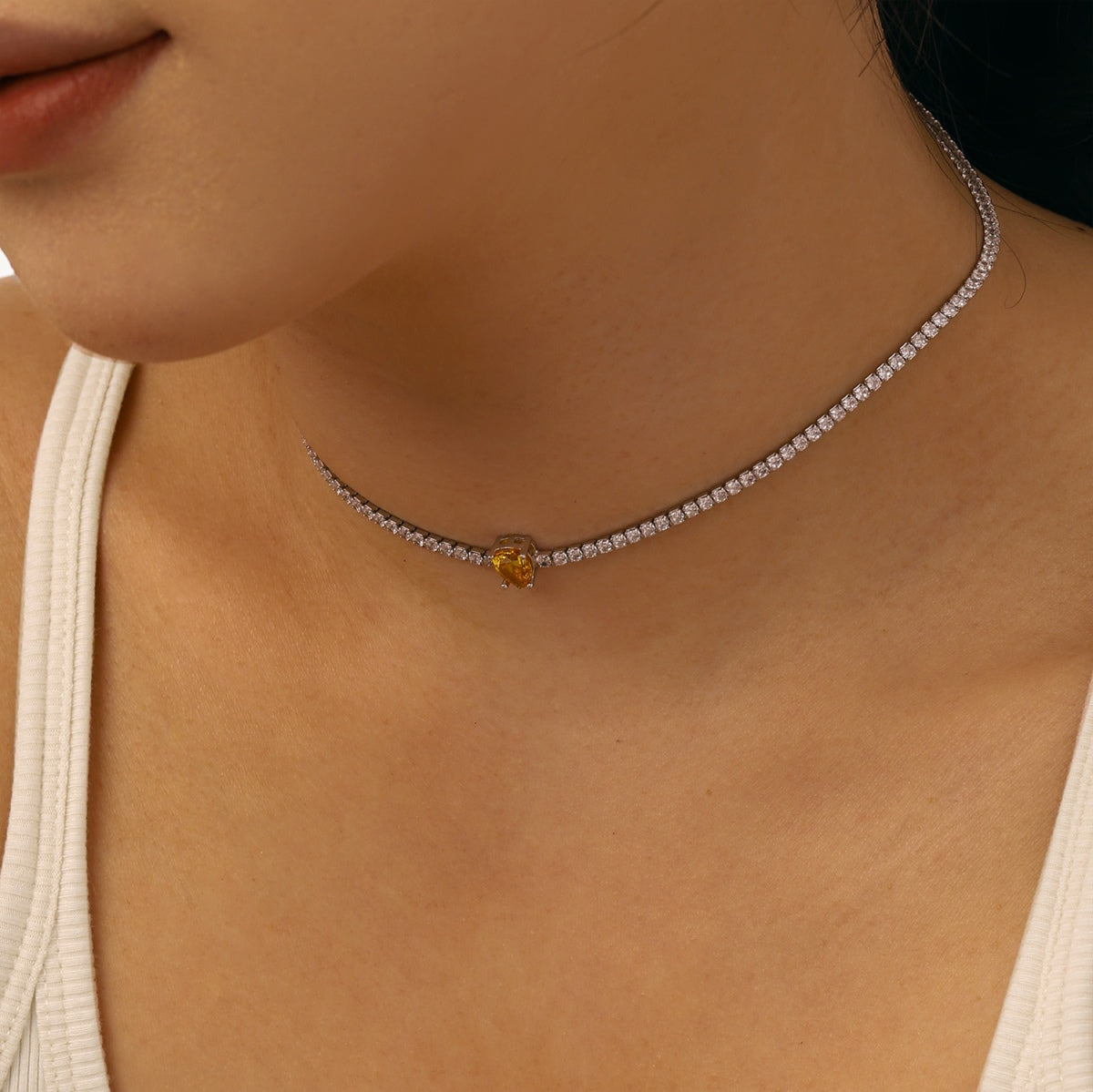 [Kincade Jewelrys] Collier tennis unique taille poire de 1,0 carat