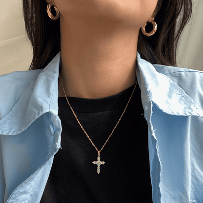 [Kincade Jewelrys] Collier délicat en forme de croix