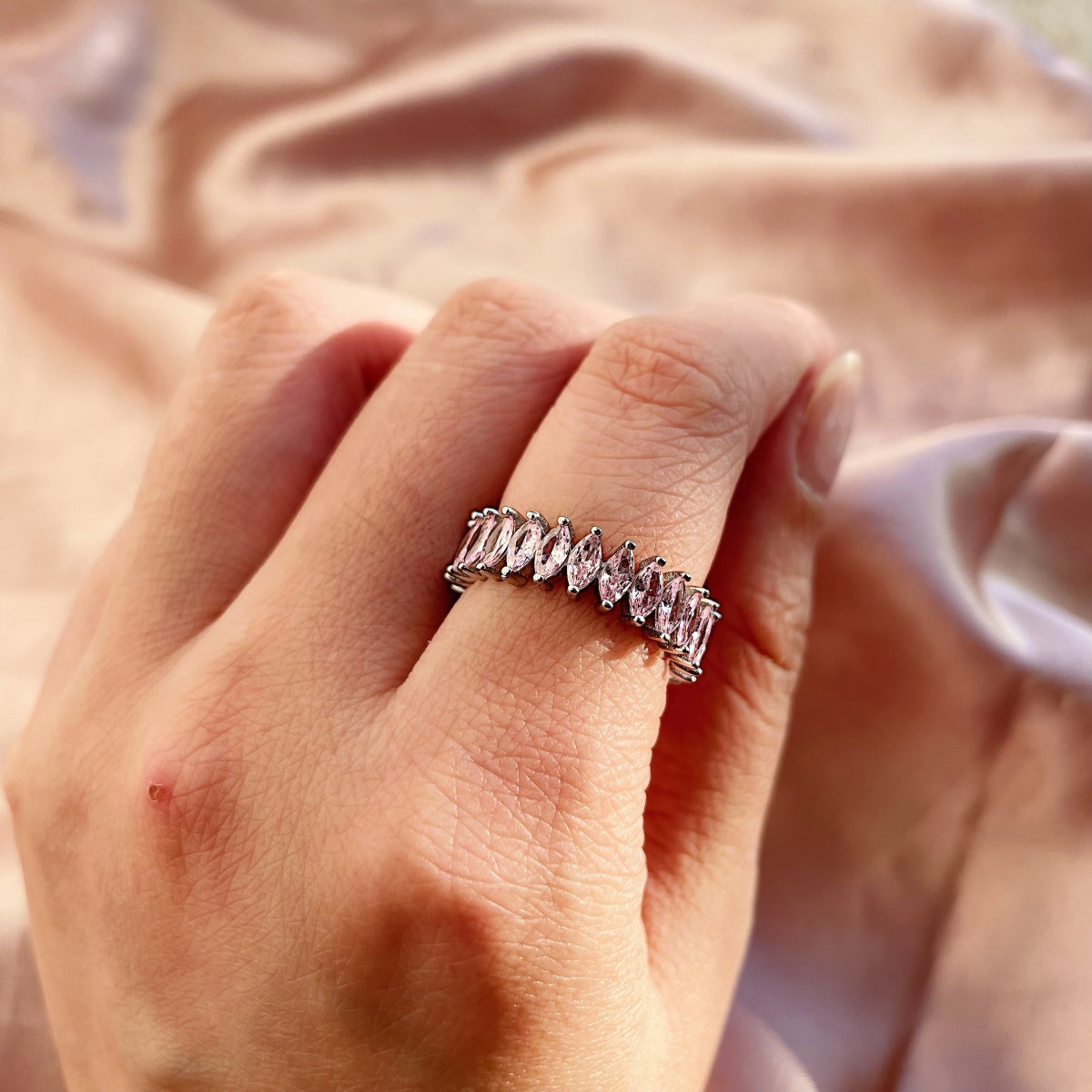 [Kincade Jewelry] Superbe bague tennis taille marquise