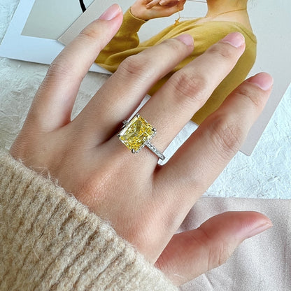 [Kincade Jewelry] Bague de fiançailles luxueuse de 4,0 carats