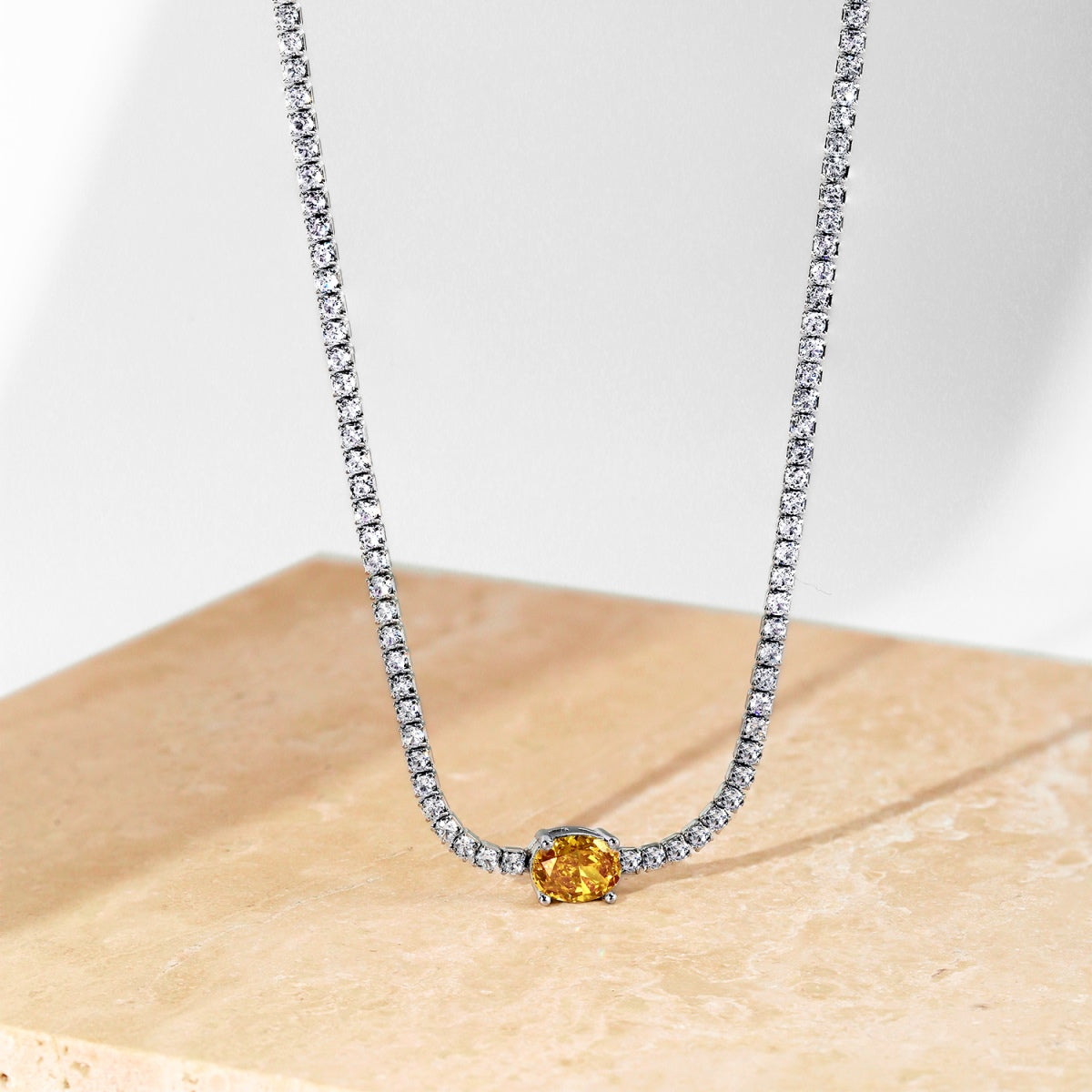 [Kincade Jewelrys] Collier taille ovale brillant de 1,0 carat