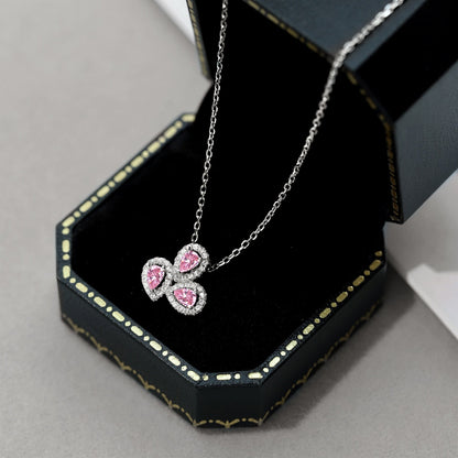[Kincade Jewelrys] Collier élégant en forme de fleur et taille poire