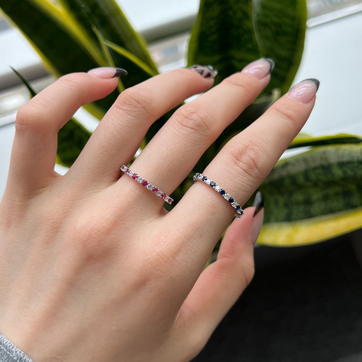 [Kincade Jewelry] Superbe bague tennis ronde colorée