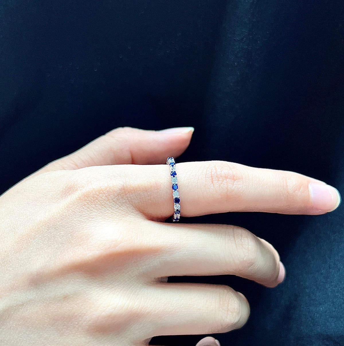 [Kincade Jewelry] Superbe bague tennis ronde colorée