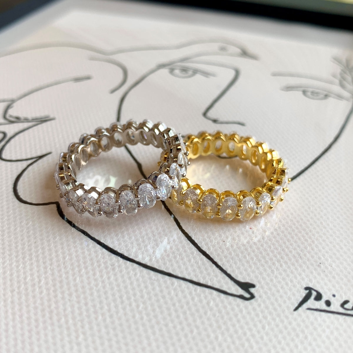 [Bijoux Kincade] Bague tennis ovale ornée