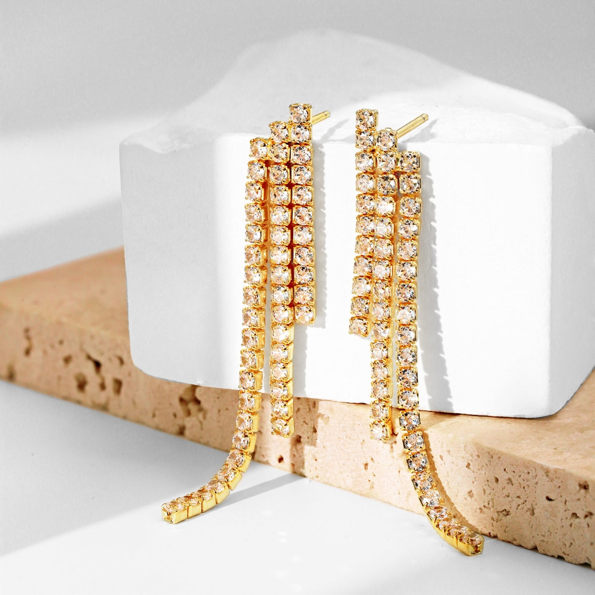 [Kincade Jewelry] Boucles d'oreilles de banquet luxueuses et délicates