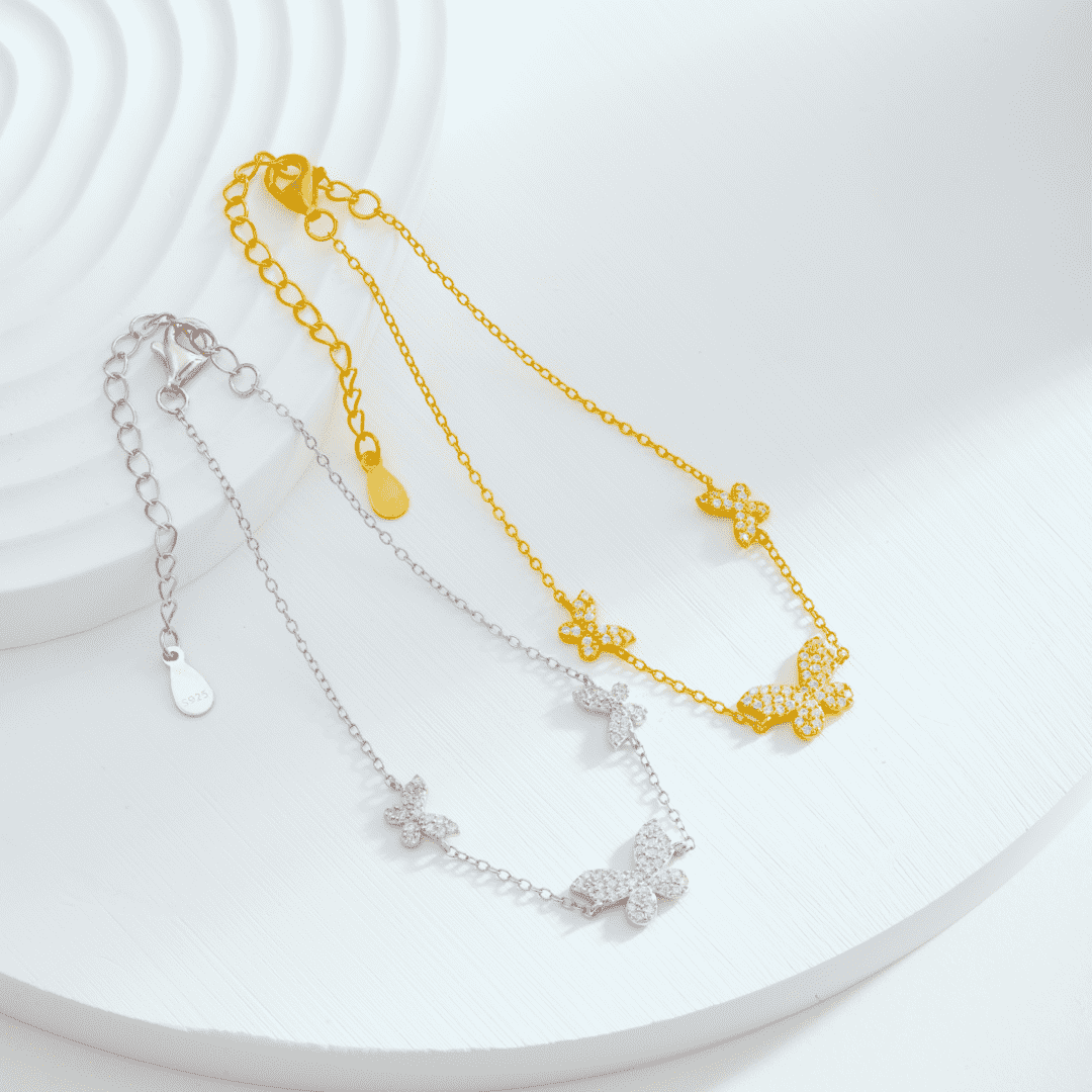 [Kincade Jewelrys] Bracelet délicat avec pendentif papillon