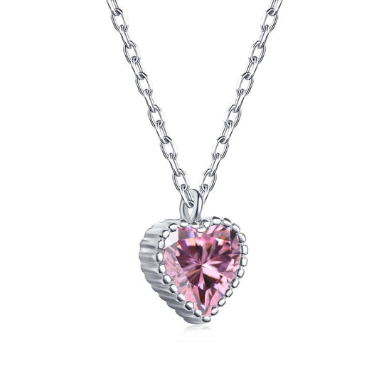 [Joyas Kincade]Collar con forma de corazón adornado
