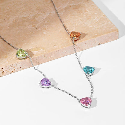 [Kincade Jewelrys] Collier scintillant en forme de cœur coloré