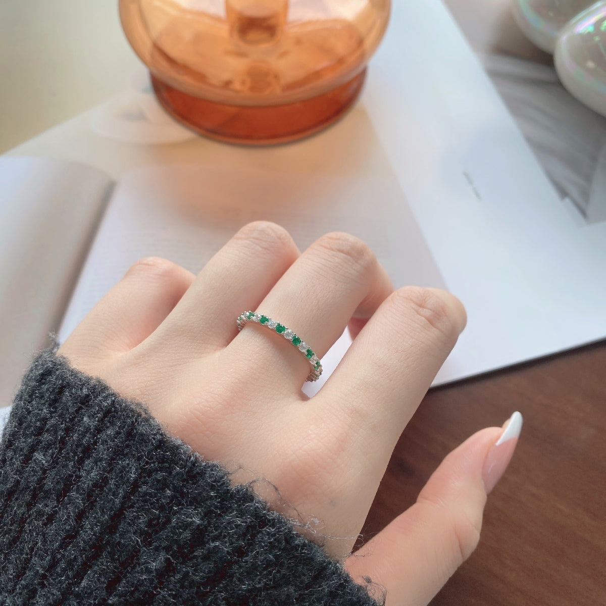 [Kincade Jewelry] Superbe bague tennis ronde colorée