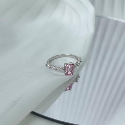 [Kincade Jewelry] Bague quotidienne délicate et resplendissante de 1,0 carat