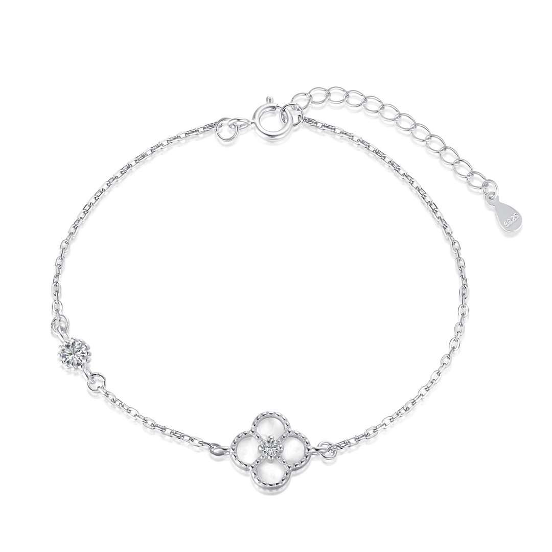 [Kincade Jewelrys] Bracelet délicat en trèfle à quatre feuilles
