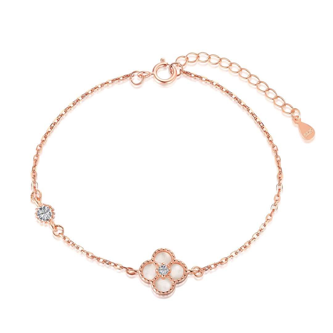 [Kincade Jewelrys] Bracelet délicat en trèfle à quatre feuilles