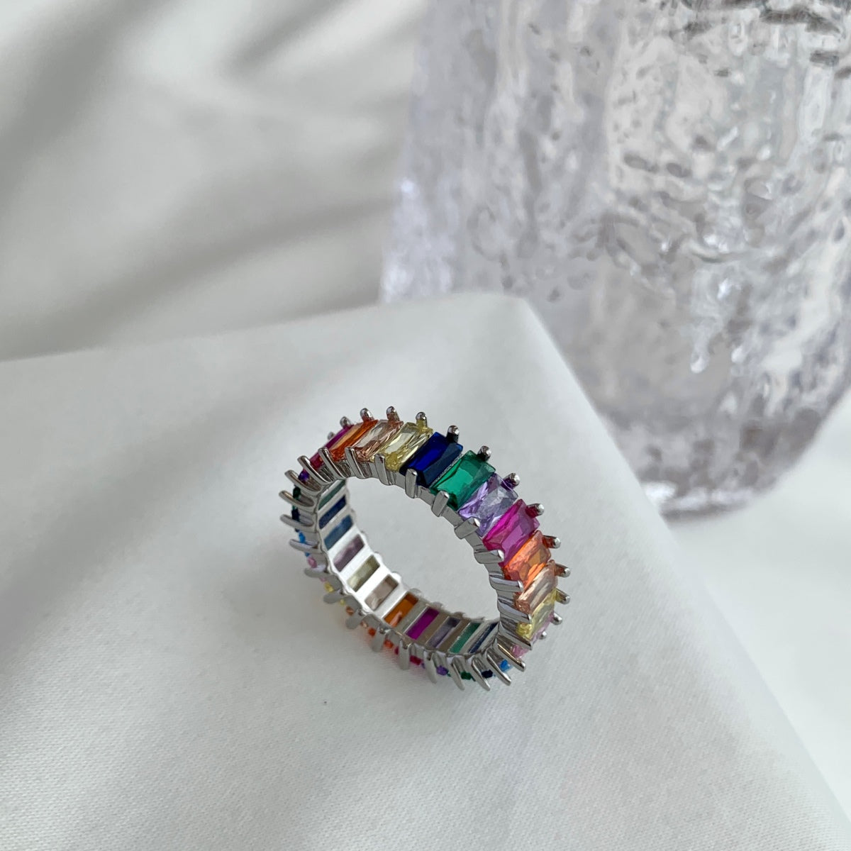 [Kincade Jewelrys] Bague unique et colorée à taille radiante