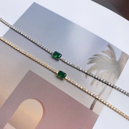 [Kincade Jewelry] Bracelet de banquet unique taille émeraude de 1,0 carat