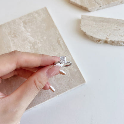 [Kincade Jewelry] Bague de fête scintillante et éclatante de 2,0 carats