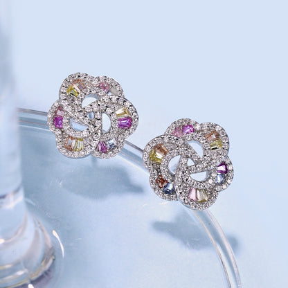 [Kincade Jewelry] Boucles d'oreilles exquises en forme de fleur pour un usage quotidien