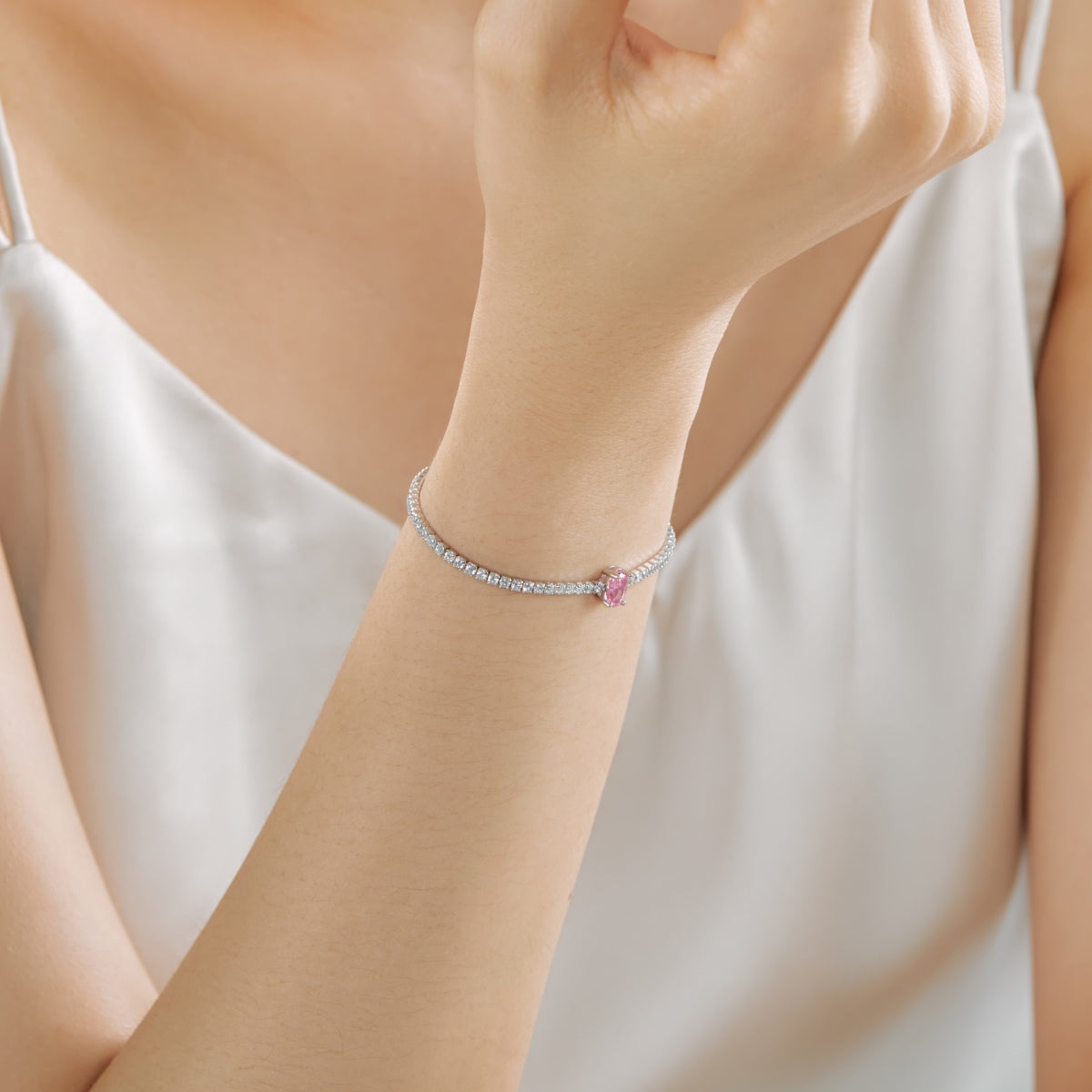 [Kincade Jewelrys] Bracelet quotidien exquis de 0,75 carat à taille ovale