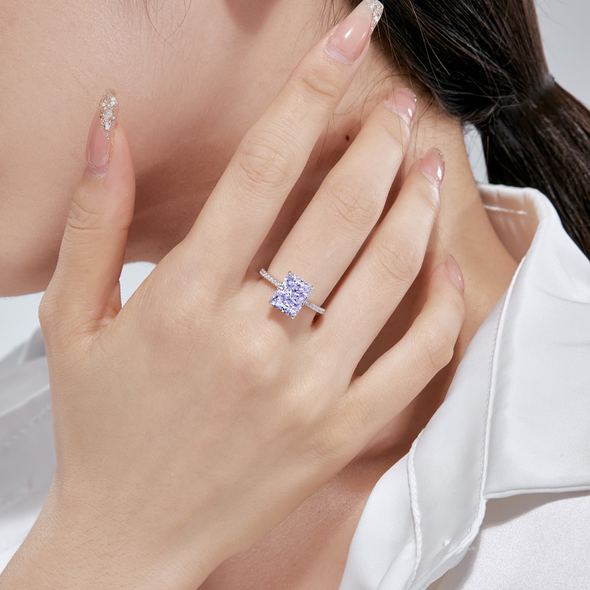 [Kincade Jewelry] Bague de fiançailles luxueuse de 4,0 carats