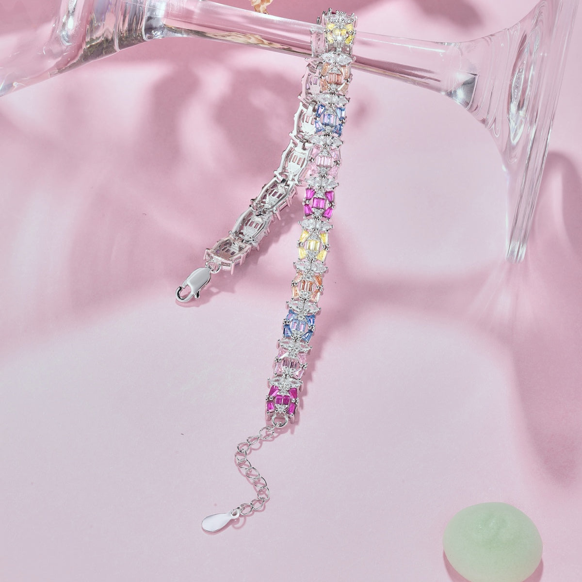 [Kincade Jewelrys] Bracelet de fête délicat et coloré à plusieurs coupes