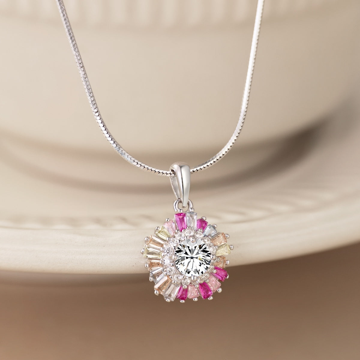 [Kincade Jewelrys] Charmant collier de fleurs colorées