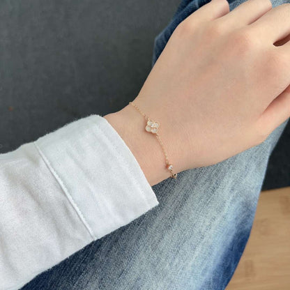 [Kincade Jewelrys] Bracelet délicat en trèfle à quatre feuilles