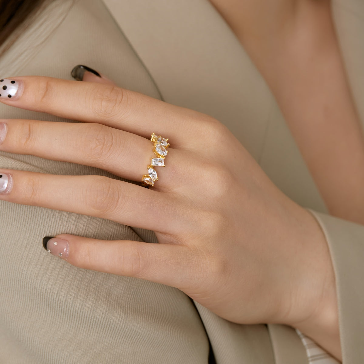 [Kincade Jewelrys]Delicate Multi Cut Ring