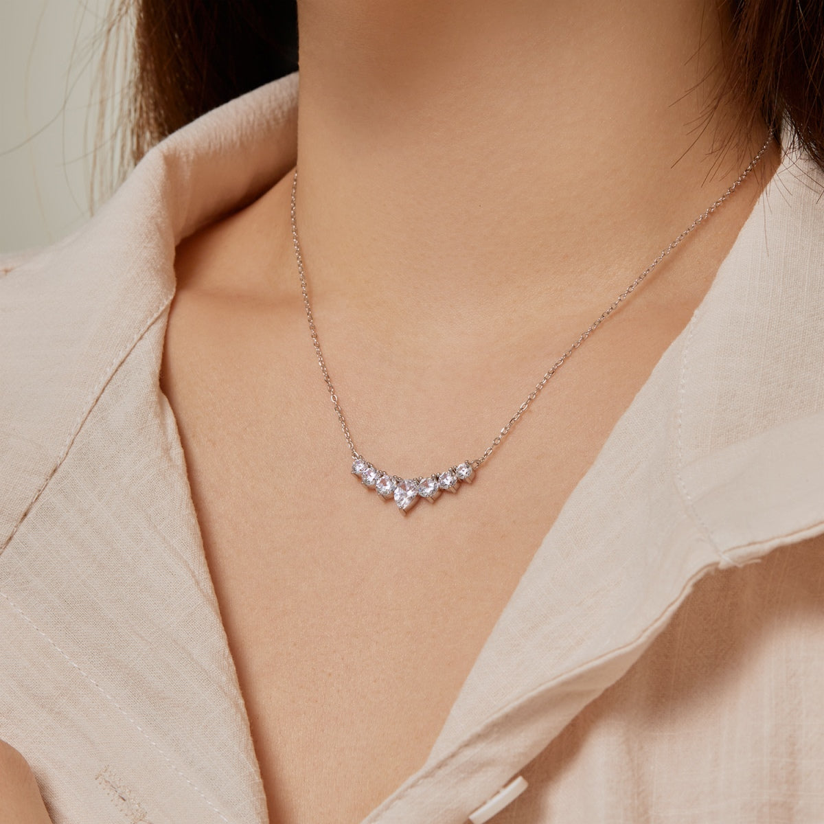 [Kincade Jewelrys] Collier délicat en forme de cœur coloré