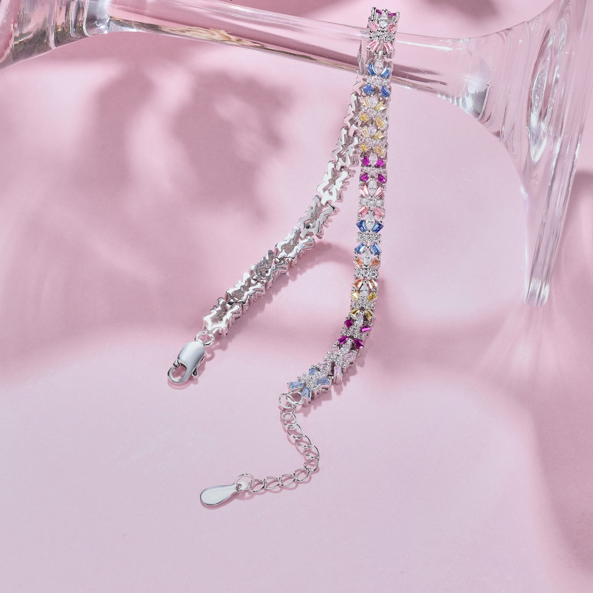 [Kincade Jewelrys] Bracelet de fête taille émeraude aux couleurs éclatantes