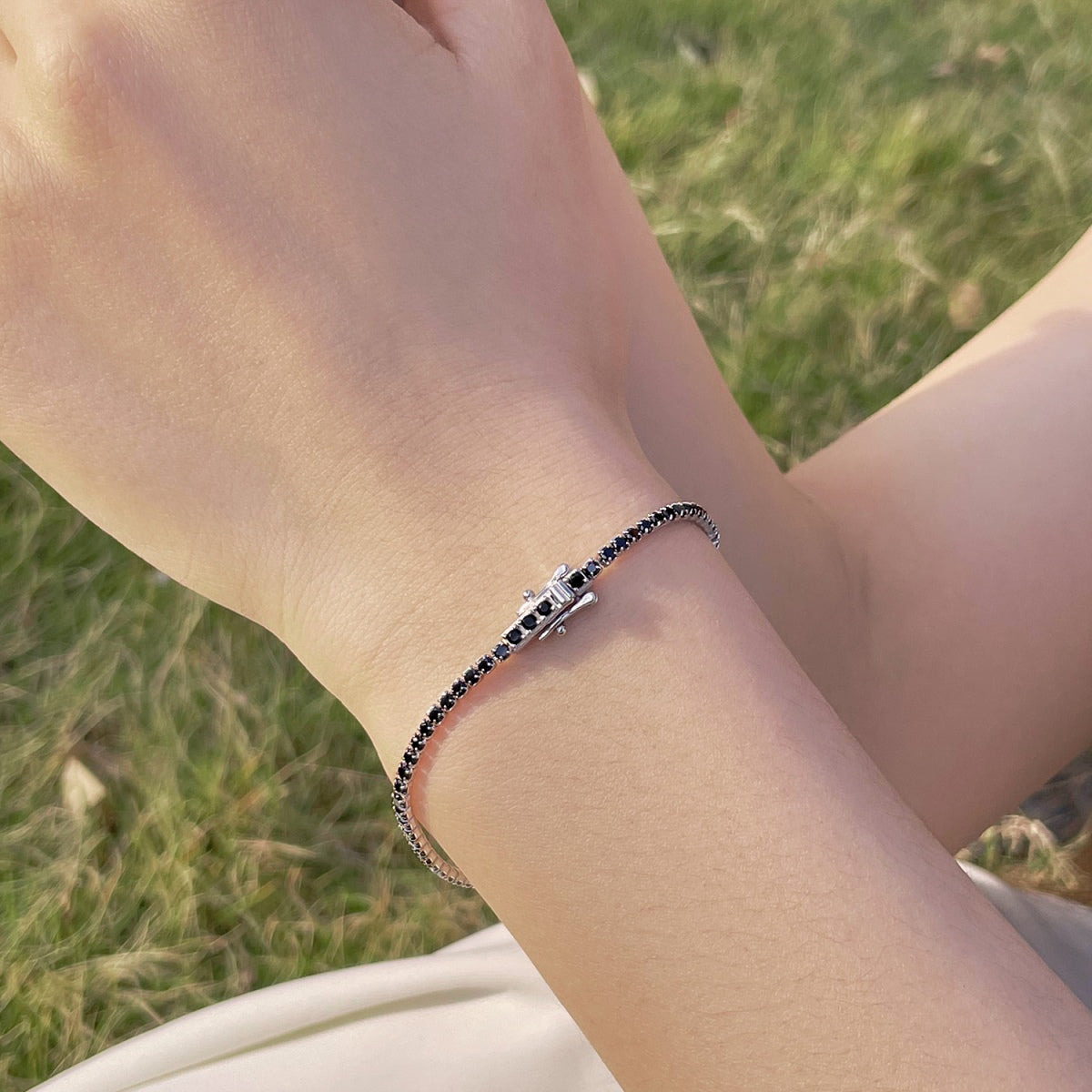 [Kincade Jewelrys] Bracelet de fête rond et coloré éclatant