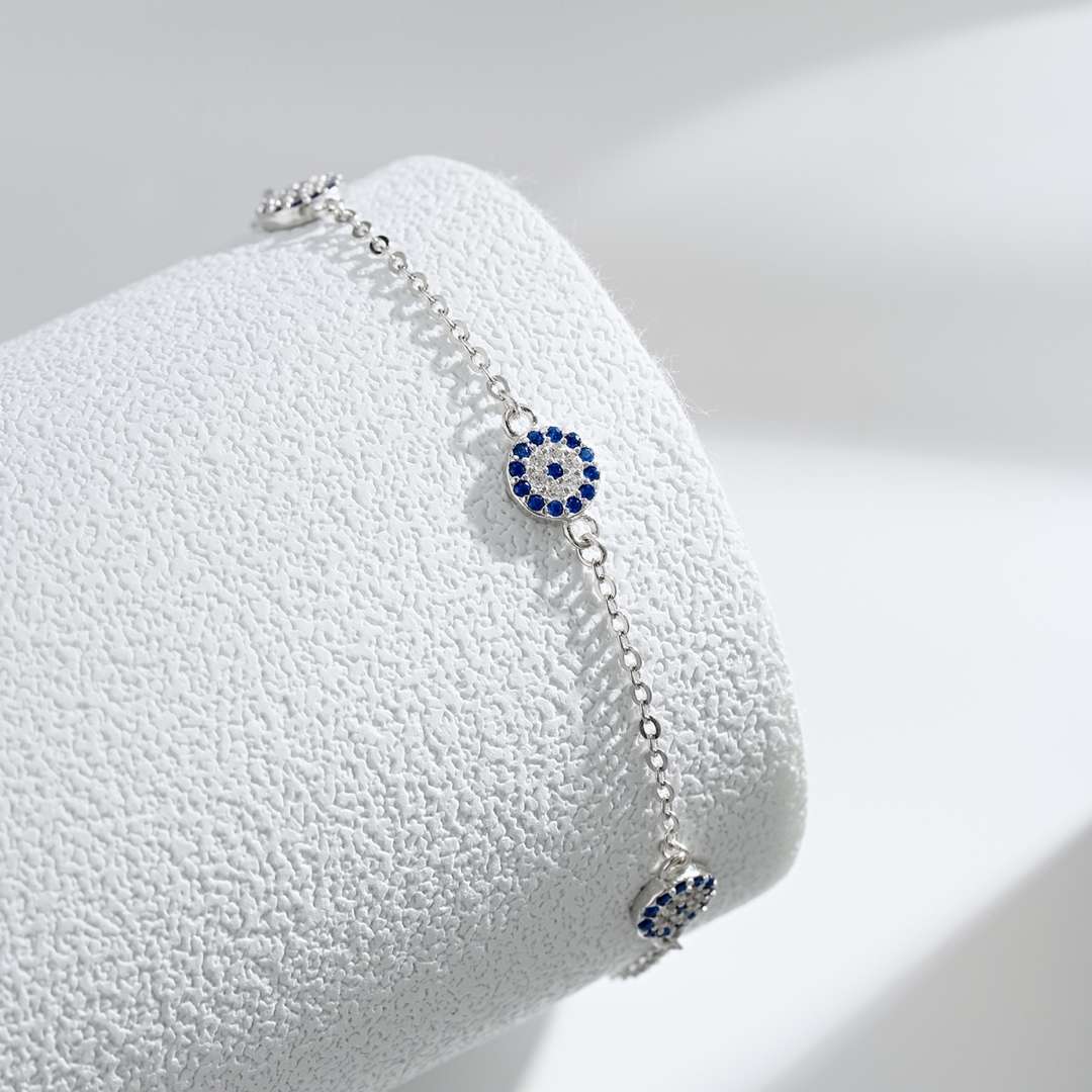 [Kincade Jewelrys] Collier pendentif délicat de forme ronde