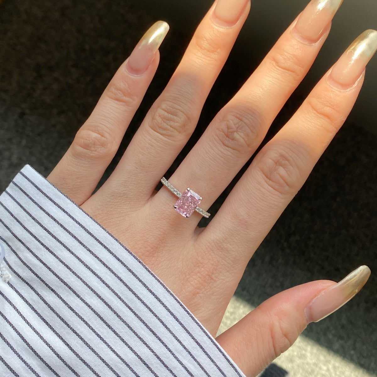 [Kincade Jewelry] Bague de fête scintillante et éclatante de 2,0 carats