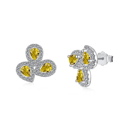 [Kincade Jewelry] Boucles d'oreilles ornées en forme de fleur et de poire