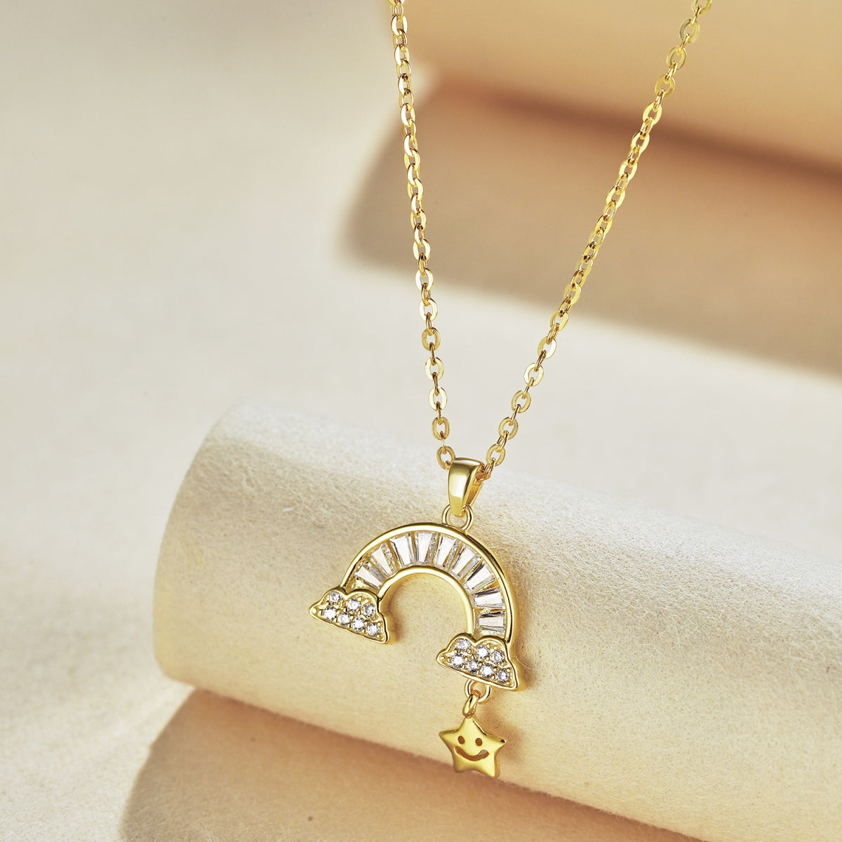 [Kincade Jewelrys] Collier étoile arc-en-ciel unique