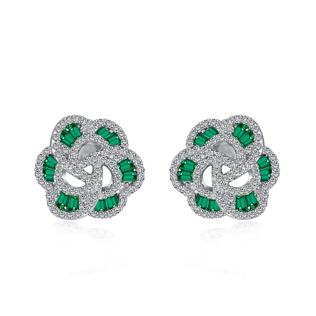 [Kincade Jewelry] Boucles d'oreilles exquises en forme de fleur pour un usage quotidien