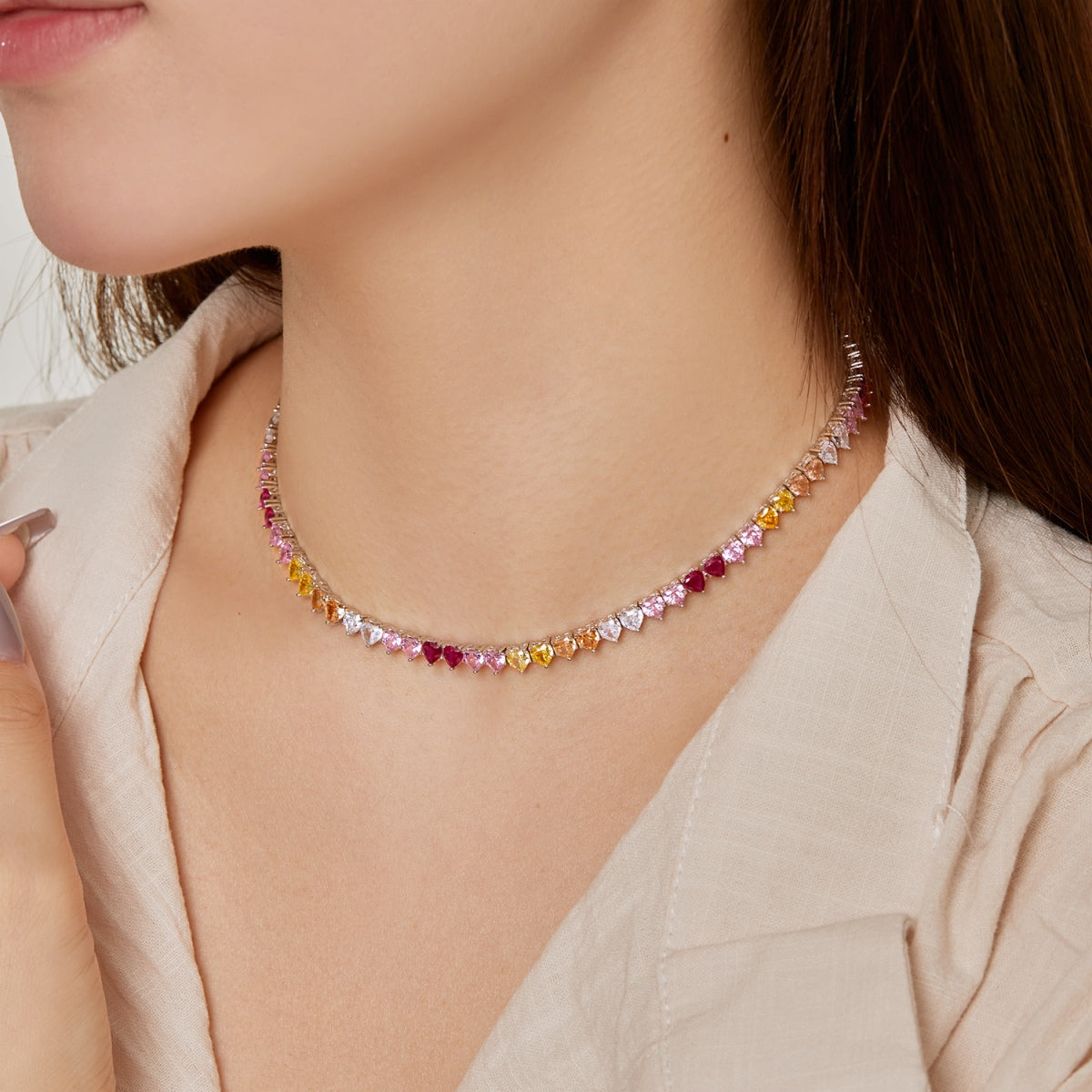 [Kincade Jewelrys] Collier tennis scintillant et coloré en forme de cœur